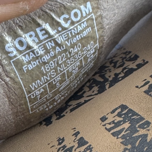 Size 7 - Sorel Womens Ella II Flat Sandals Gold Metallic Casual NL3536-240 - Picture 4 of 5